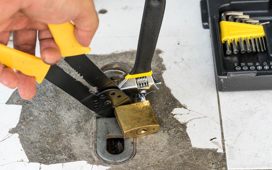 changer une serrure de porte Wissous